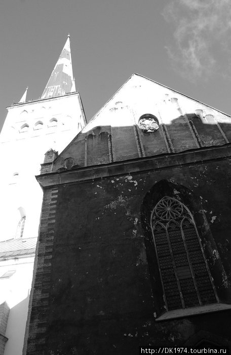 233 ступеньки самой высокой церкви средневековья Таллин, Эстония