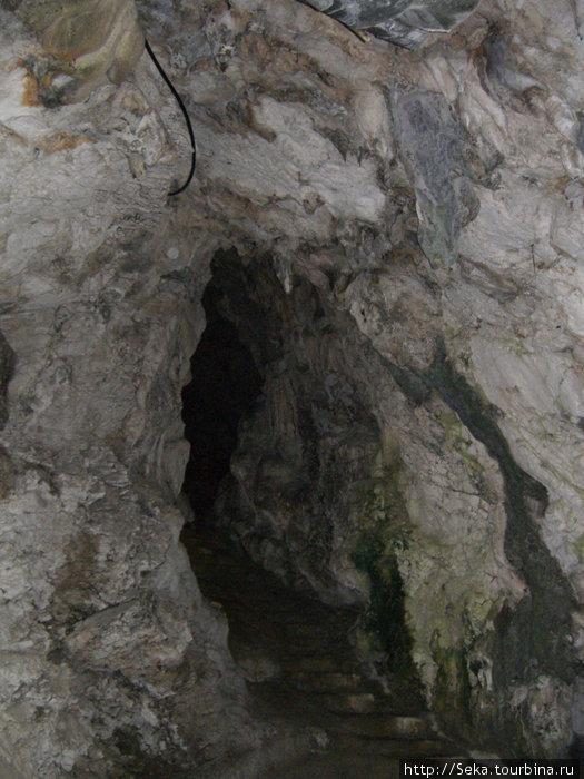 Здесь много таких пещер Предъяма, Словения