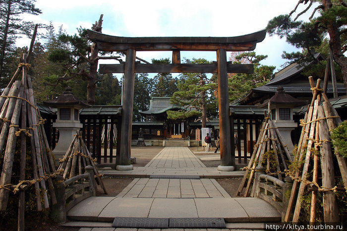Святилище Уэсуги Йонэдзава, Япония