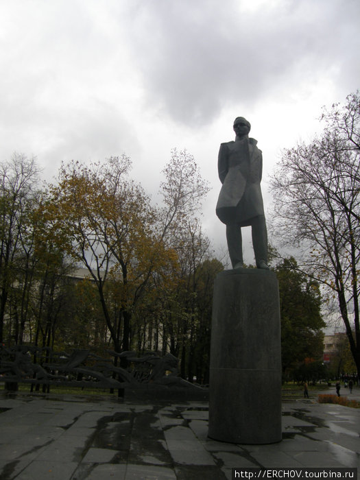 Памятник М.Ю.Лермонтову у Красных ворот. Москва, Россия