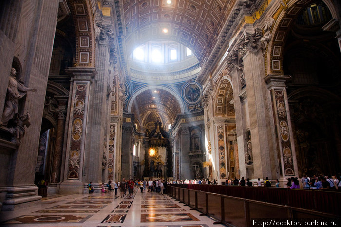 Внутри собора Рим, Италия
