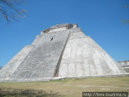 Ушмаль, пирамида. Мехико, Мексика