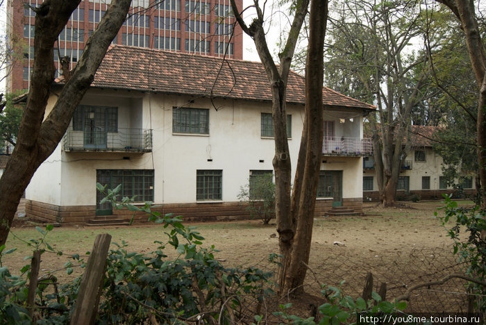 дом и двор Найроби, Кения