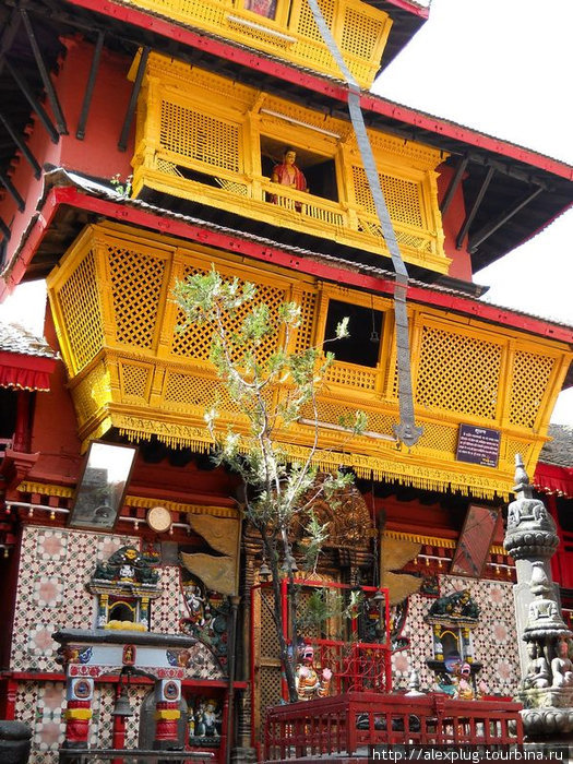 Храм внутри Катманду, Непал