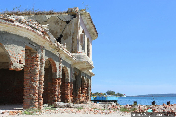 Набережная жемчужины юга Сьенфуэгос, Куба