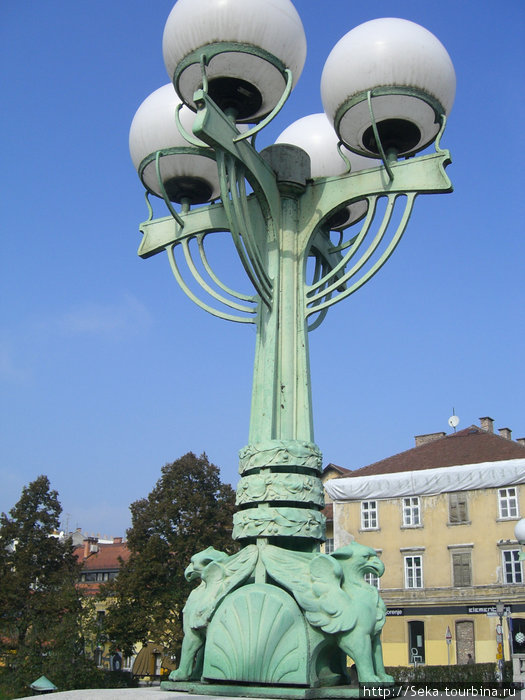 Фонари на мосту Любляна, Словения