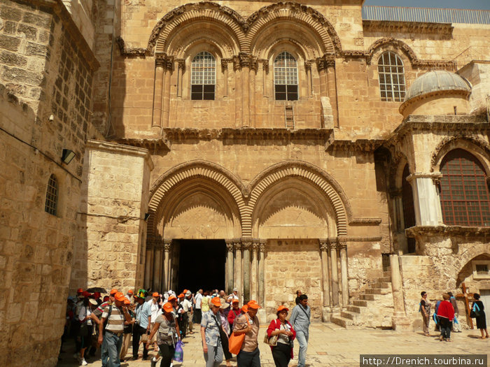 вход в Храм у гроба Господня Иерусалим, Израиль