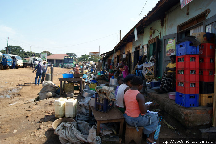 торговые ряды Хойма, Уганда