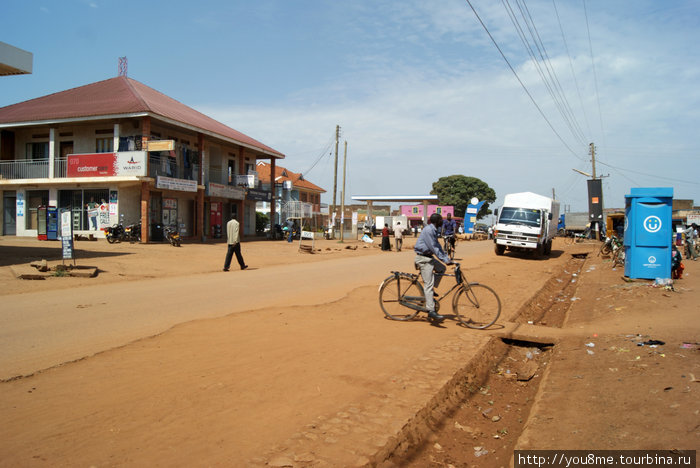прогулка по городу Хойма, Уганда