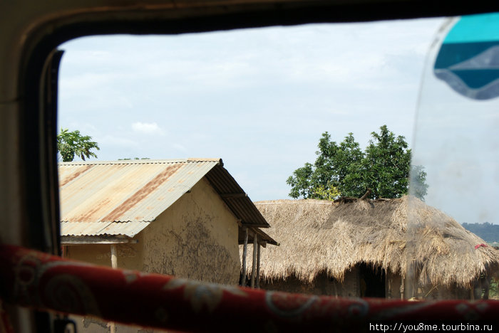 деревни вдоль дороги Хойма, Уганда