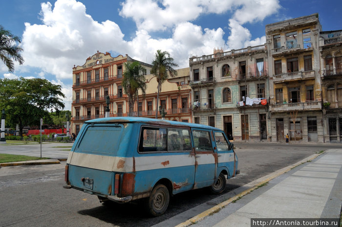 За Капитолием Гавана, Куба