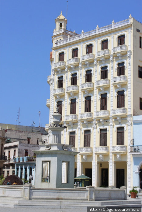 По центру Гаваны Гавана, Куба