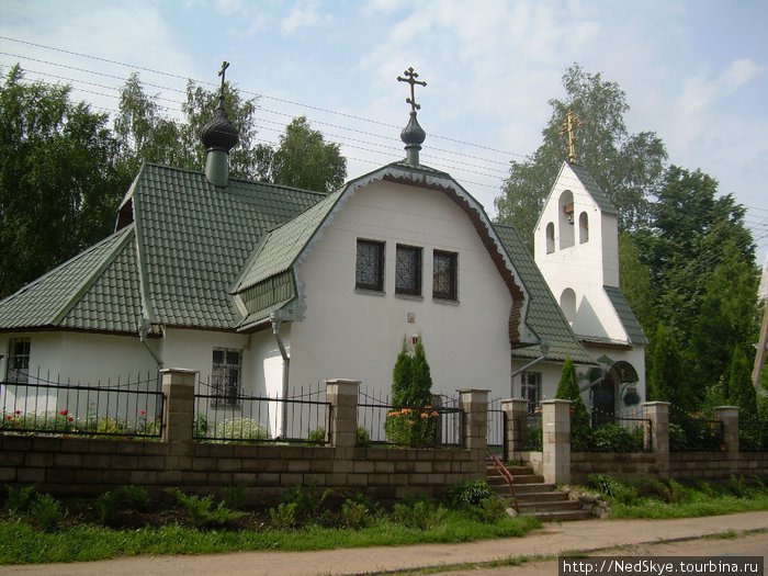 Церковь в пос. Самохваловичи Беларусь