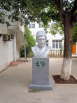 Памятник поэту Сабиру