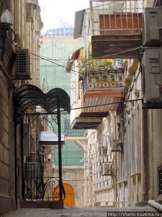 Улица Баку, Азербайджан