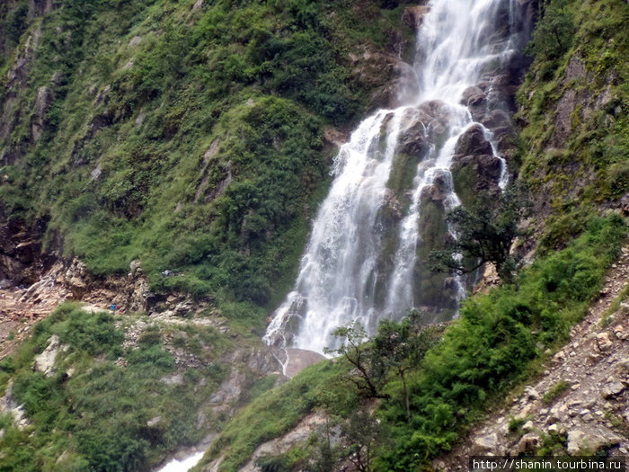 Водопад Бесисахар, Непал