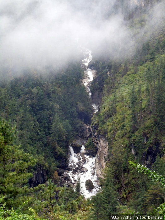 Водопад Чаме, Непал