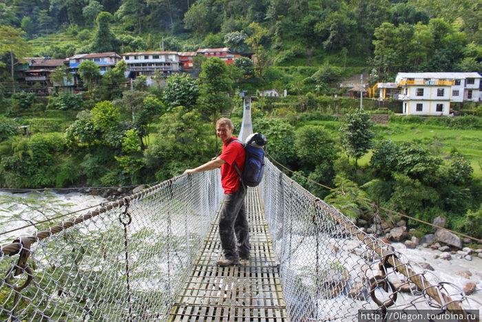 Проверка моста на прочность.. Зона Гандаки, Непал