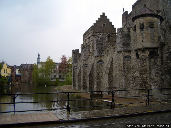 Дождливый Первомай в Генте. Гент, Бельгия