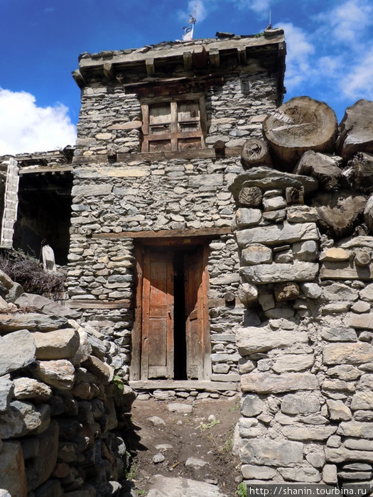 Двухэтажный дом Мананг, Непал