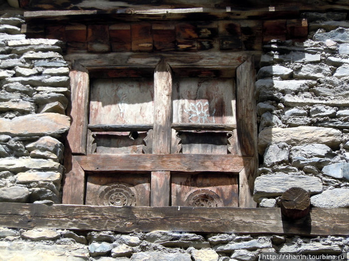 Окно Мананг, Непал