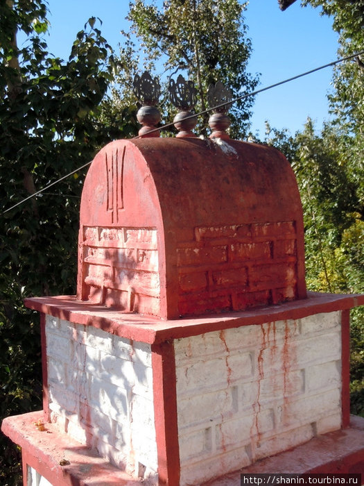 Индуистский жертвенник Муктинатх, Непал