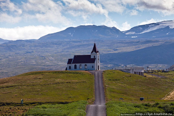Более традиционна архитектура, примерно 200 лет. Исландия