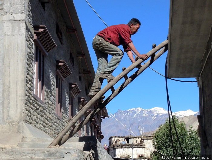 На лестнице Джаркот, Непал