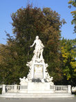 Памятник В.А. Моцарту