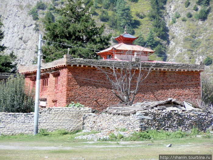 Здание храма Тукуче, Непал