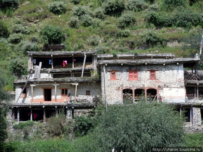 Дом на склоне Тукуче, Непал
