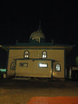 Единственная в Хабаровске мечеть спрятана в частном секторе.
Найти её непросто даже днём