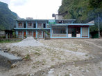 Гостиница на входе в Татопани