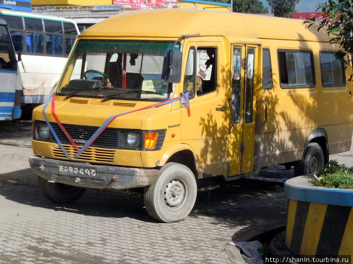 Микроавтобус Бесисахар, Непал