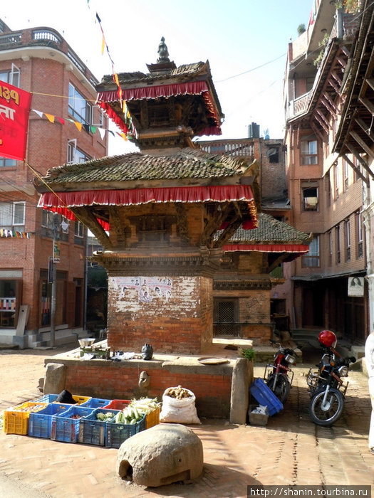 Многоярусная пагода Бхактапур, Непал