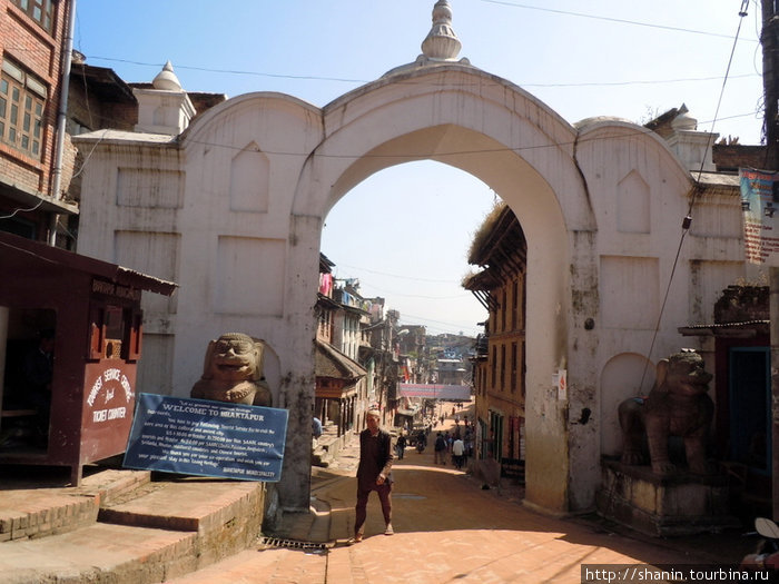 Городские ворота Бхактапур, Непал