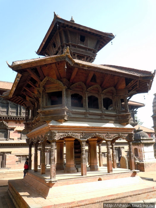 Трехэтажный храм Бхактапур, Непал