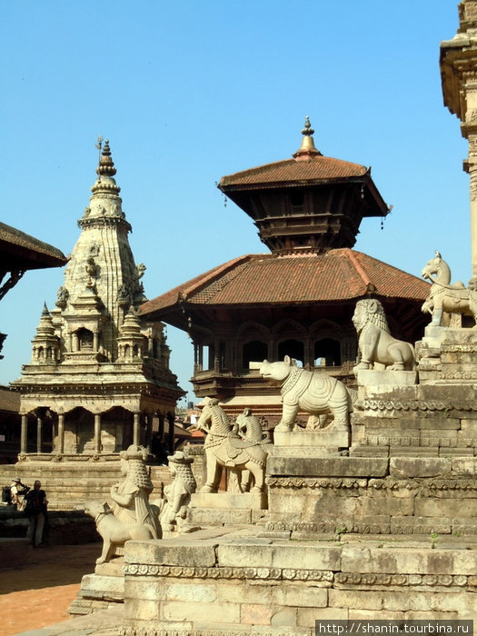 Храмы на Дурбаре Бхактапур, Непал