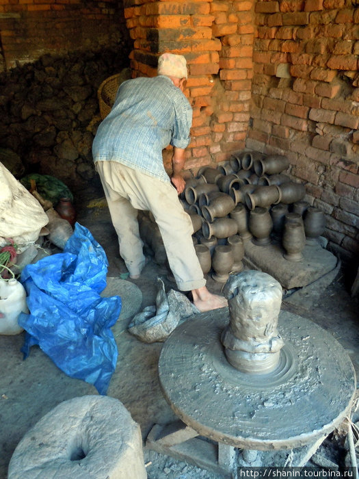 В гончарной мастерской Бхактапур, Непал