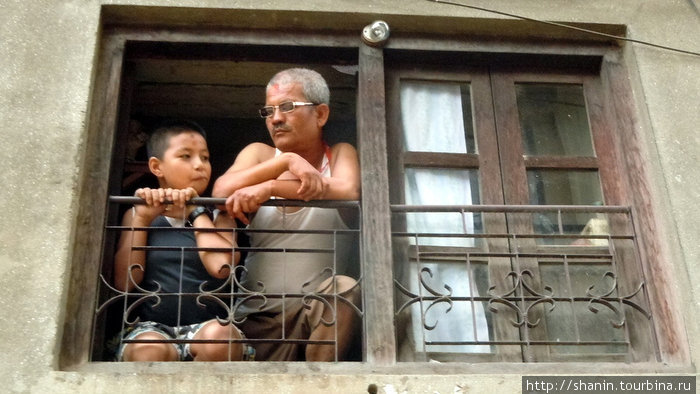 Отец с сыном Киртипур, Непал