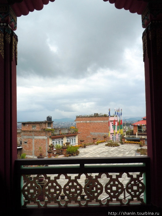 Вид с веранды храма Киртипур, Непал