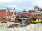 Во дворе тибетского монастыря