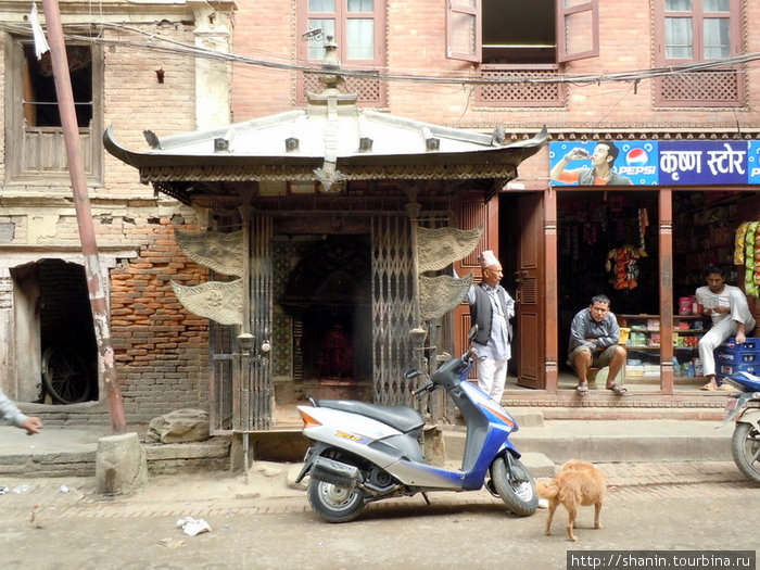 На улице в Патане Патан (Лалитпур), Непал