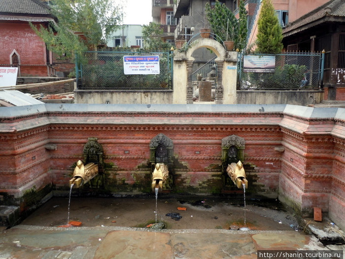 Источники воды Патан (Лалитпур), Непал