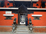 Внутренний двор Рудварна Махавихар в Патане