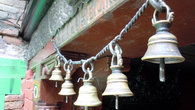 Колокольчики в храма Махавихара в Патане