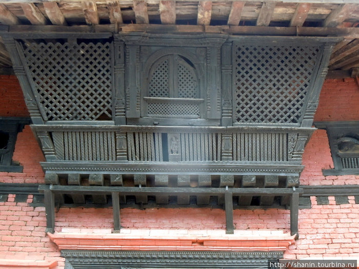Балкон на втором этаже Киртипур, Непал