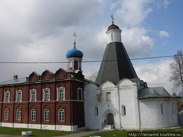 Успенский Брусенский монастырь