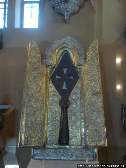 Святое копье сотника Лонгина (копье Судьбы). Хранится в Эчмиадзине Армения