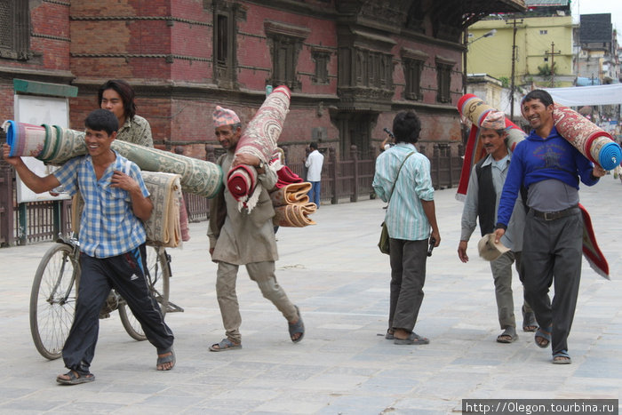 Расстелим ковры и дорожки Непал